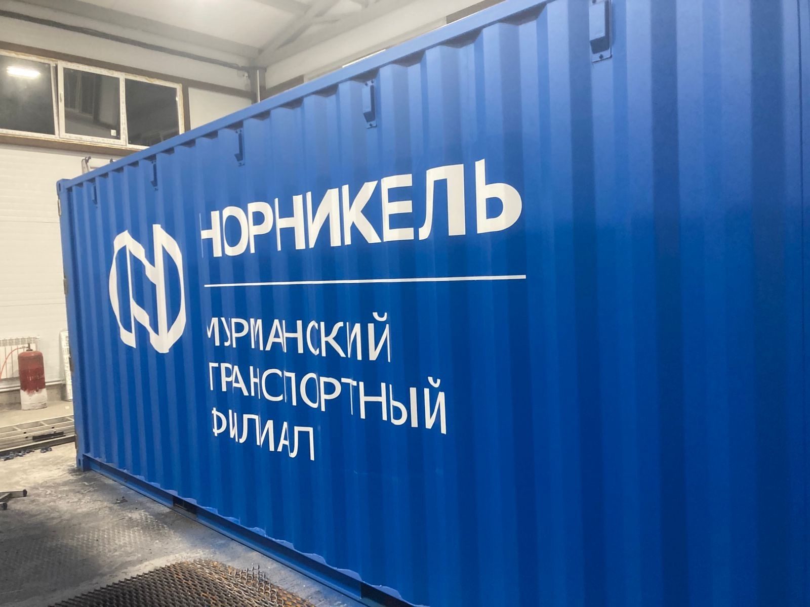 Покраска контейнеров: морских, железнодорожных и блок-контейнеров